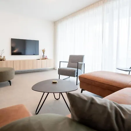 Zeestation With Parking By Interhome * אוסטנדה