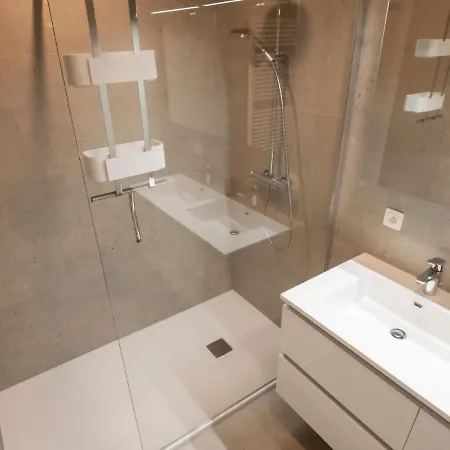 Zeestation With Parking By Interhome דירה