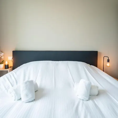 Zeestation With Parking By Interhome