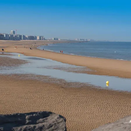 דירה Zeestation With Parking By Interhome