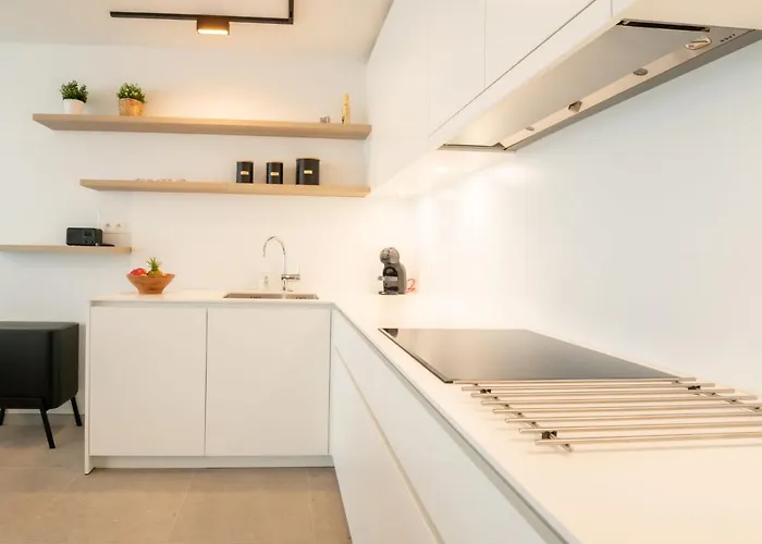 Zeestation With Parking By Interhome Daire