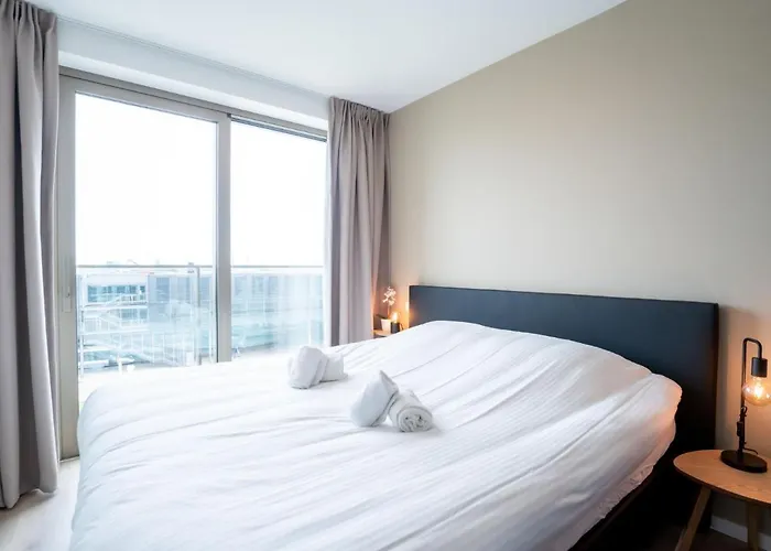 Daire Zeestation With Parking By Interhome Oostende